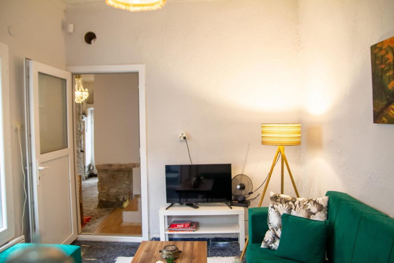 فيلا إزميرفي Authentic House المظهر الخارجي الصورة
